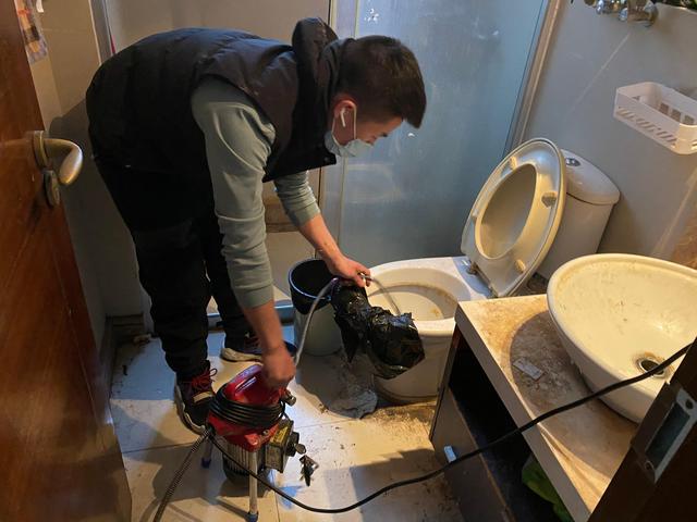 哈巴河马桶疏通-疏通下水道